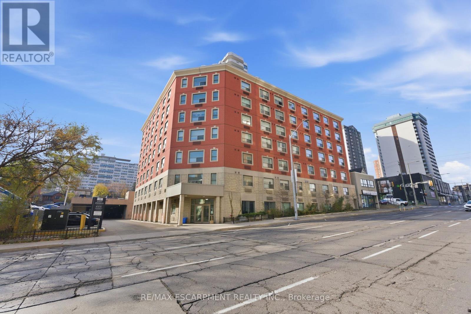 Multiplex at 203 - 149 MAIN STREET W, Hamilton