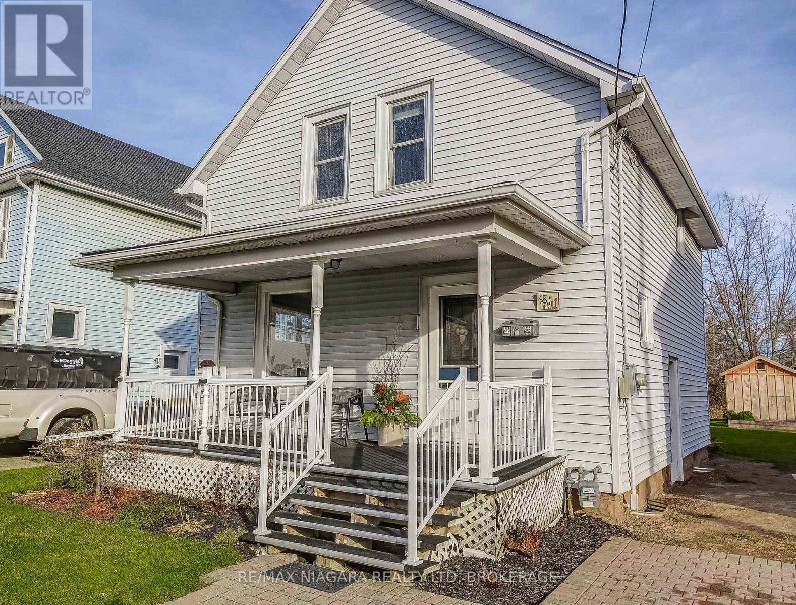 Detached at 48 WILTON AVENUE, Welland (Broadway)