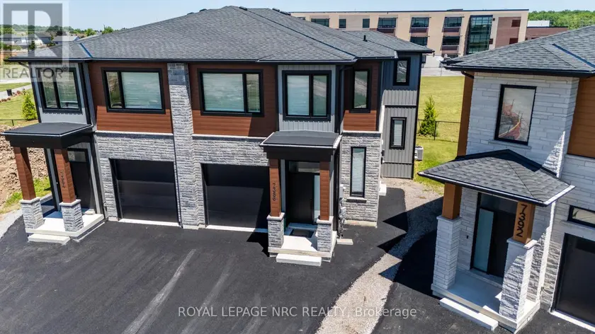 Semi-Detached/Link at LOWER - 7386 SPLENDOUR DRIVE, Niagara Falls