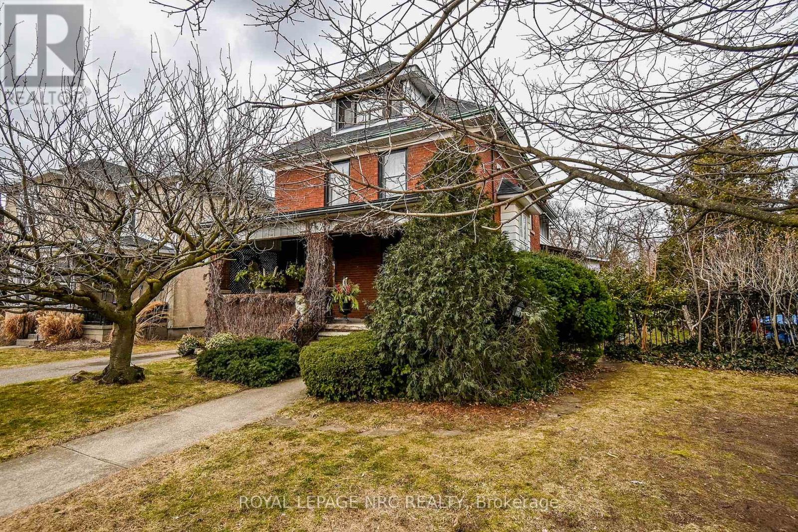 Detached at 6107 BARKER STREET, Niagara Falls (Dorchester)