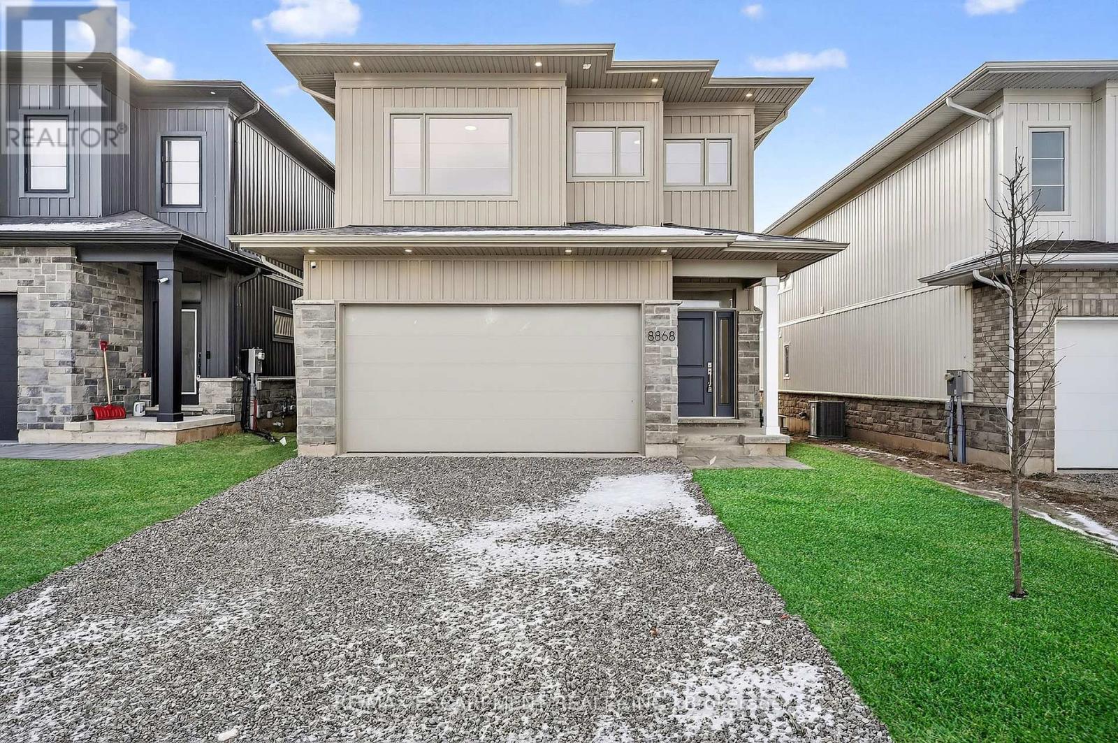 Detached at 8868 ANGIE DRIVE, Niagara Falls (Forestview)