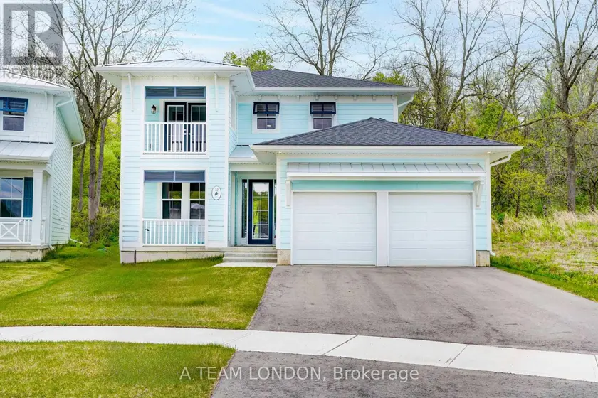 Detached at 72 THE PROMENADE, Central Elgin