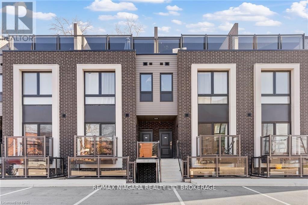 Townhouse at 115 - 6065 MCLEOD ROAD, Niagara Falls (Arad/Fallsview)