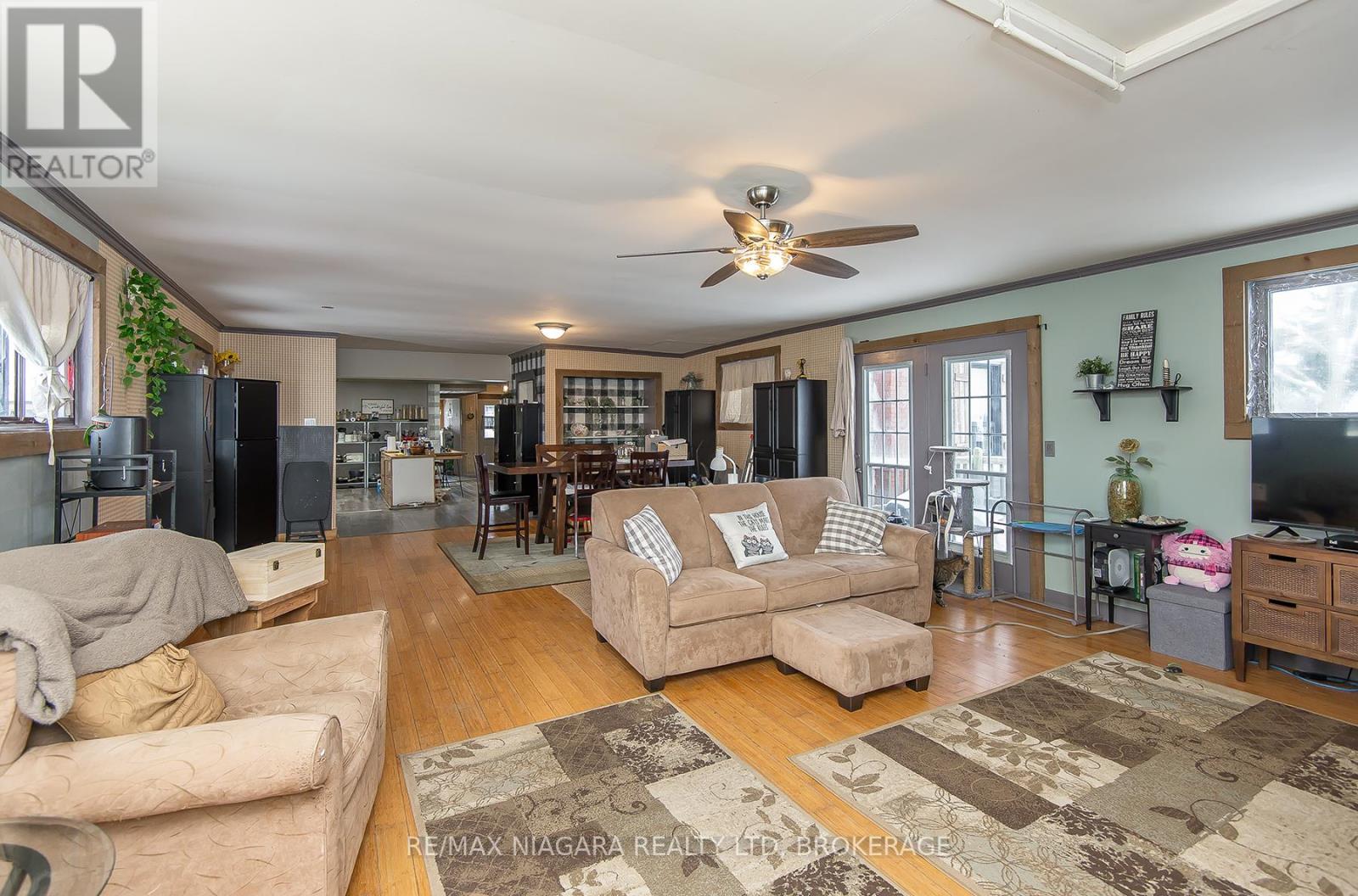Detached at 1937 BROOKFIELD ROAD, Port Colborne