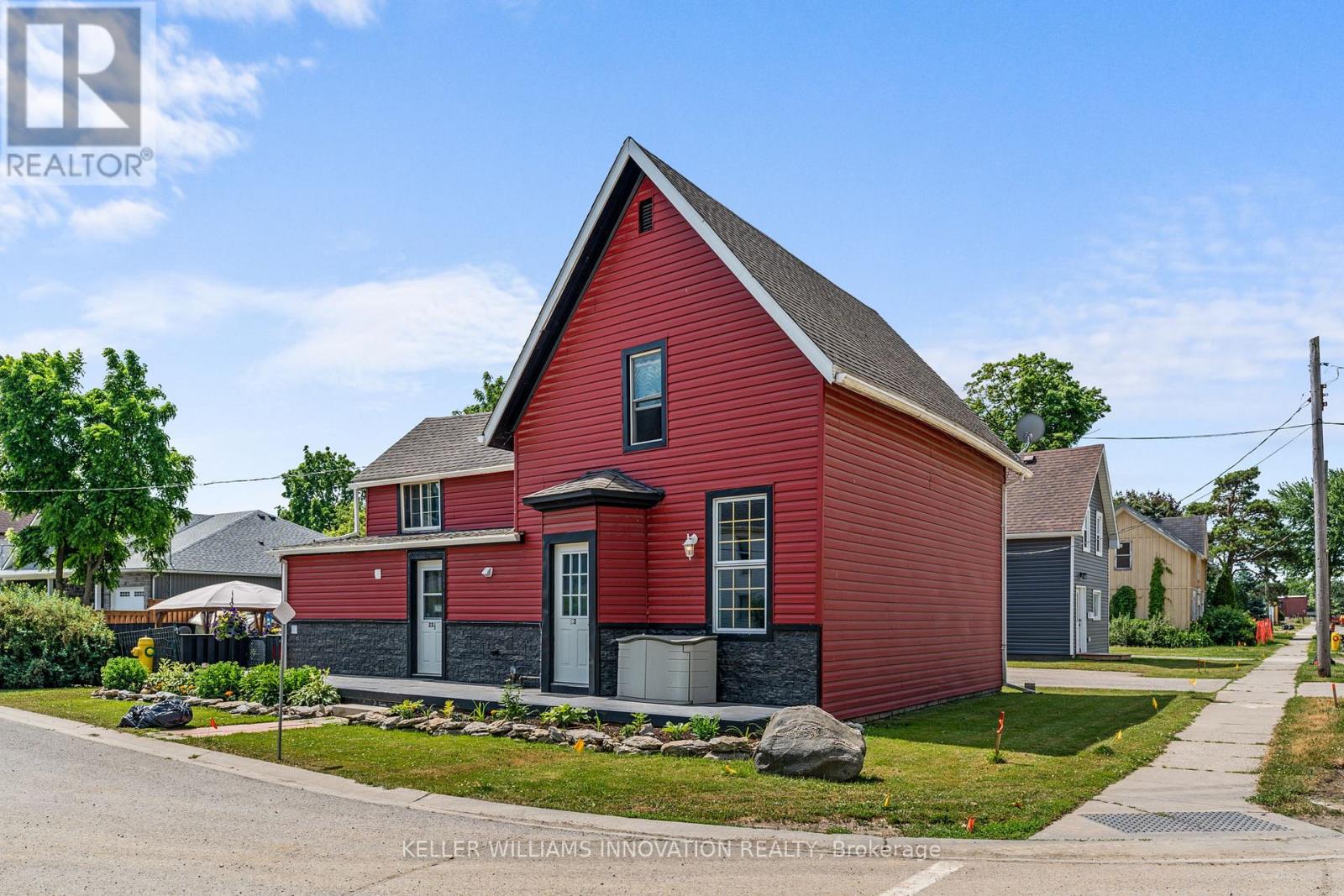 Multiplex at 23 RAILWAY STREET, Haldimand