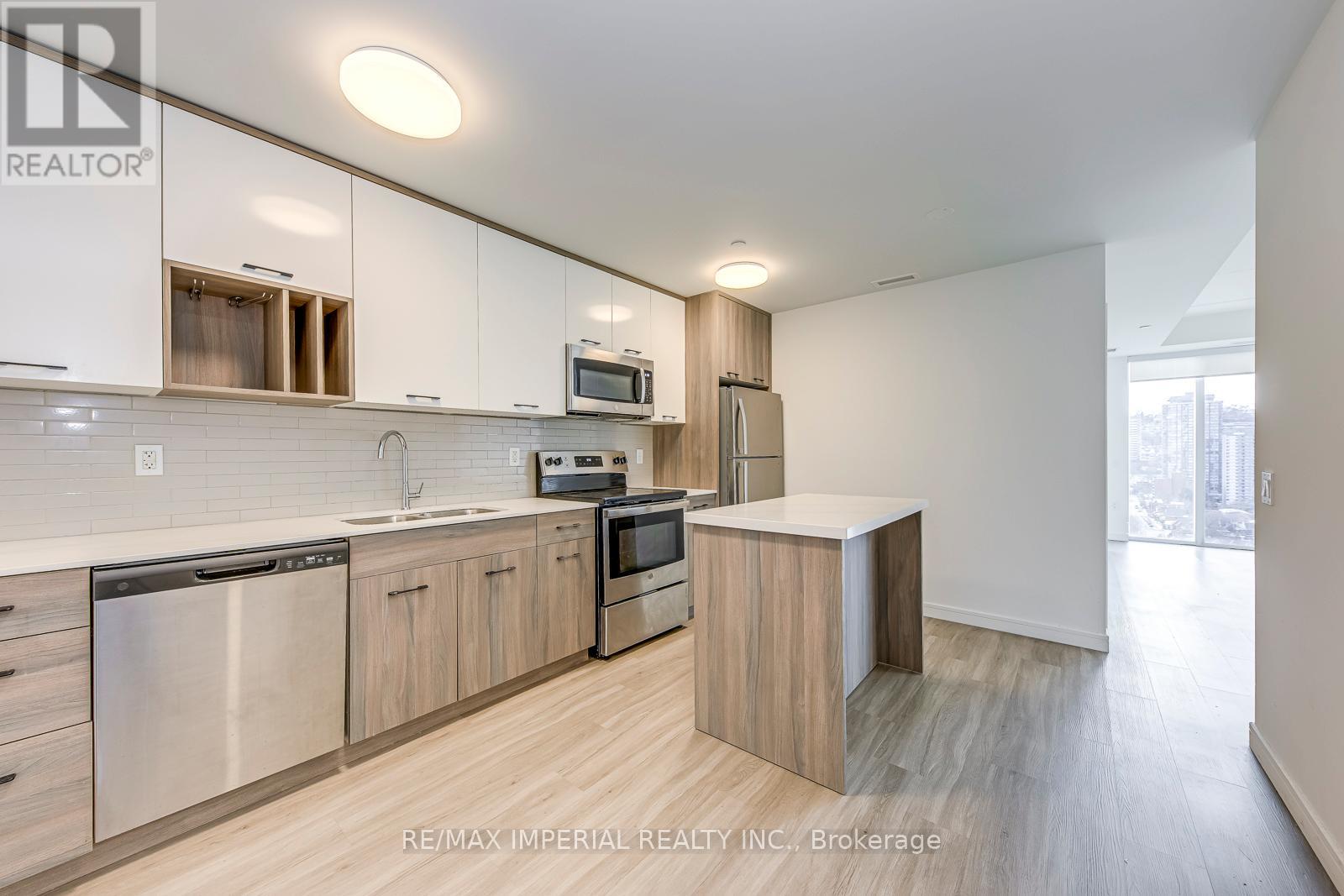 Multiplex at 1803 - 49 WALNUT STREET S, Hamilton
