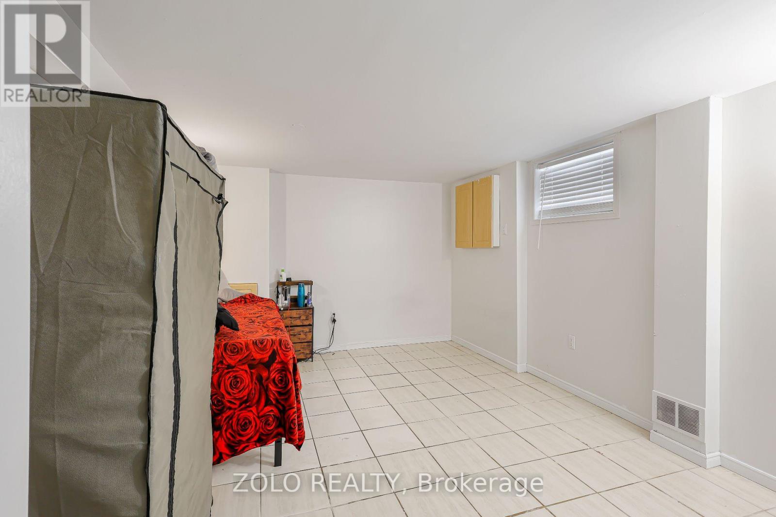 Detached at 129 ROEHAMPTON AVENUE, London