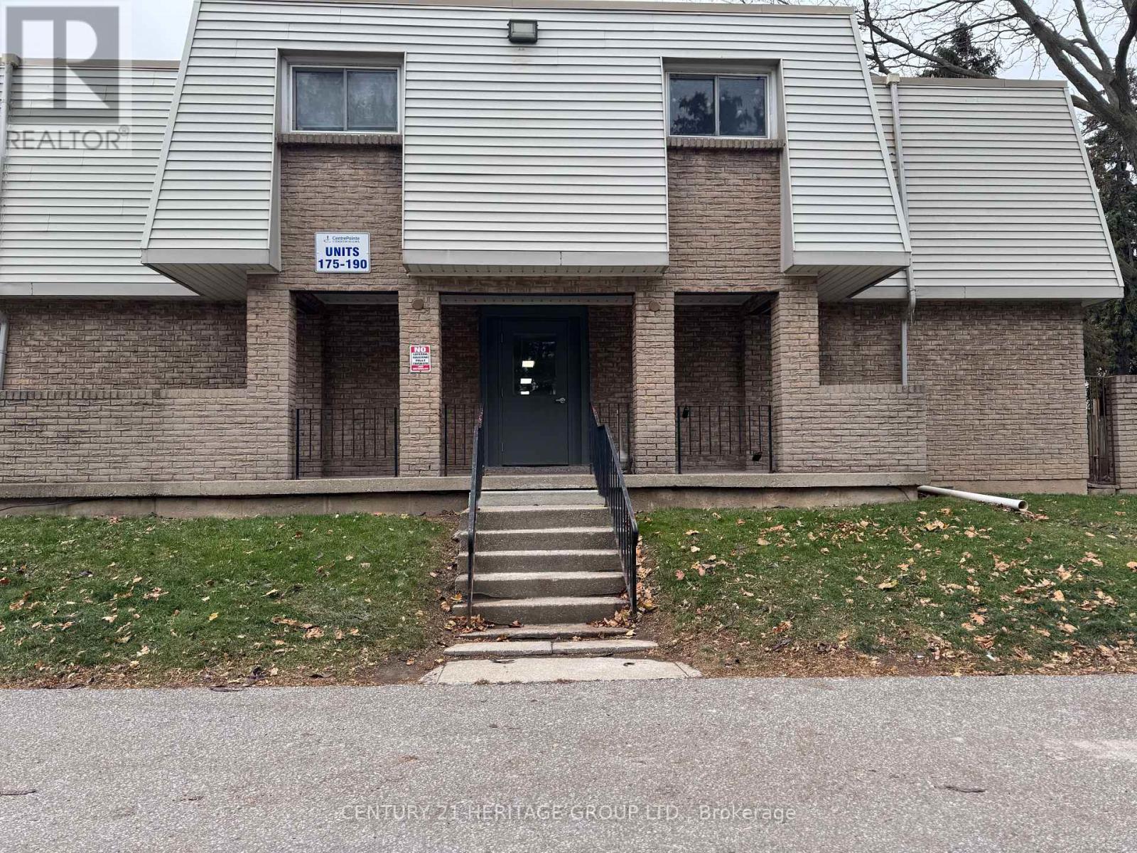 Townhouse at 182 - 17 OLD PINE TRAIL, St. Catharines (Carlton/Bunting)