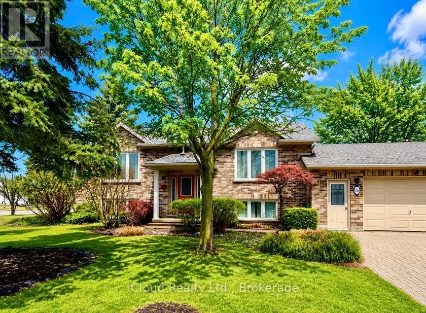 Detached at 86 GLENDALE DRIVE E, Tillsonburg