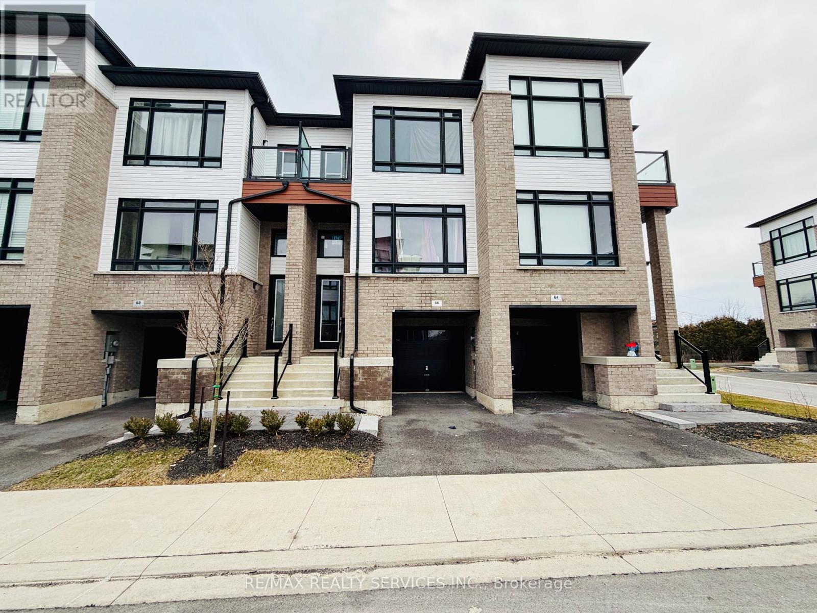 Townhouse at 57 - 150 GLENDALE AVENUE, St. Catharines (Glendale/Glenridge)