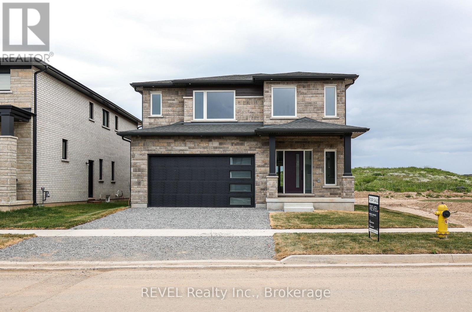 Detached at 111 ACACIA ROAD, Pelham (Fonthill)