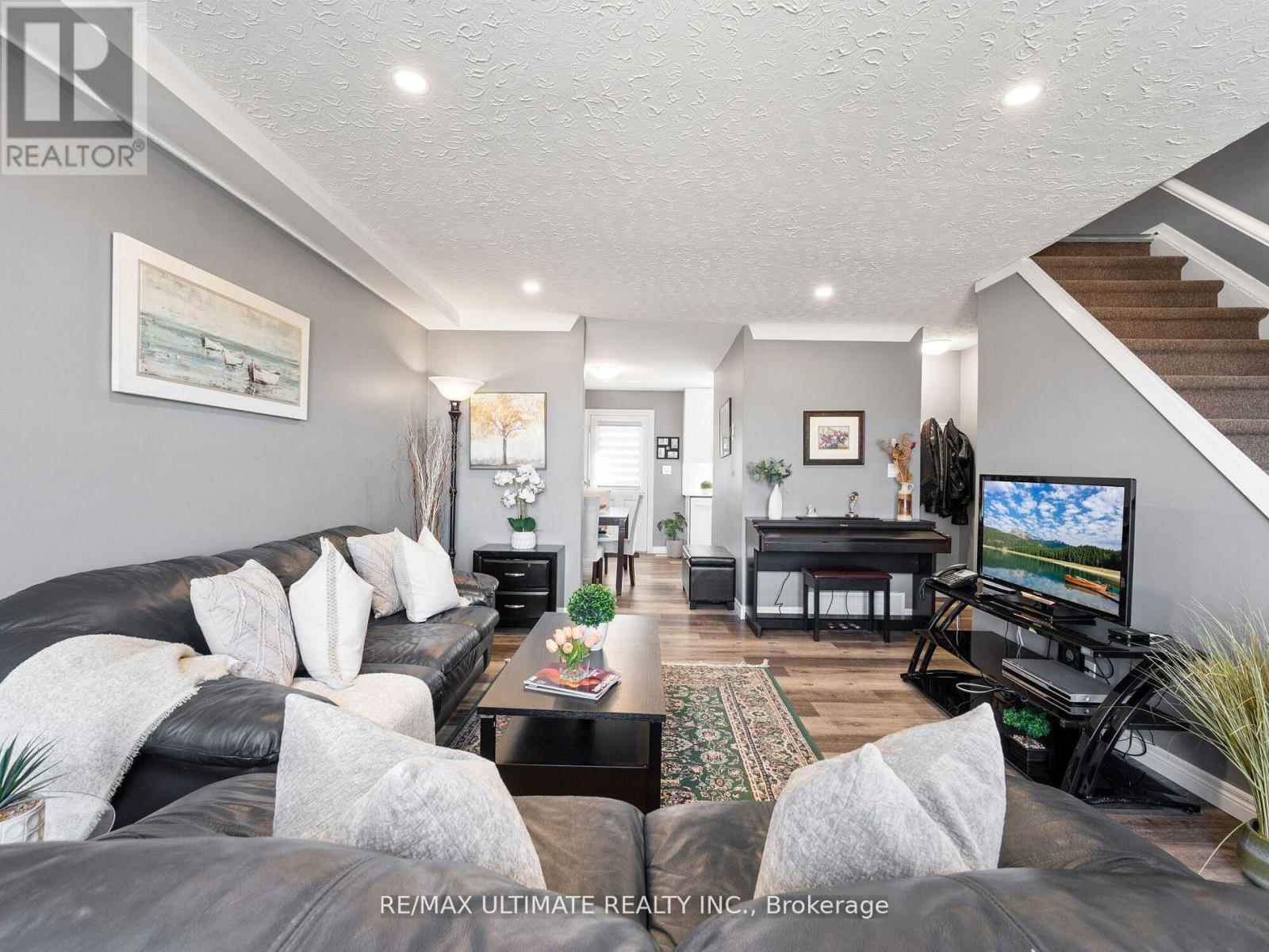 Townhouse at 3 - 252 BERTIE STREET, Fort Erie (Central)