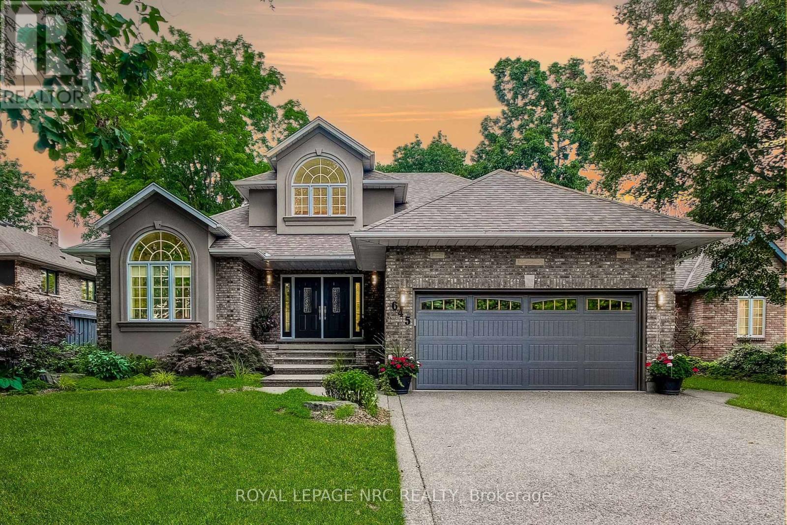 Detached at 645 CLARENCE STREET, Port Colborne (Sugarloaf)
