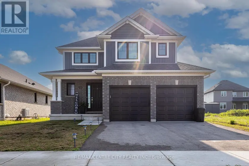 Detached at 93 BENJAMIN PARKWAY, St. Thomas