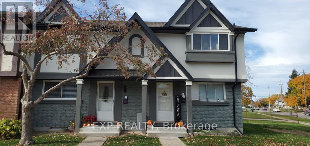 Townhouse at 24 - 33 BERKLEY DRIVE, St. Catharines (Carlton/Bunting)