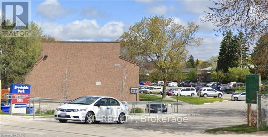 Townhouse at 15 - 1200 COURTLAND AVENUE, Kitchener