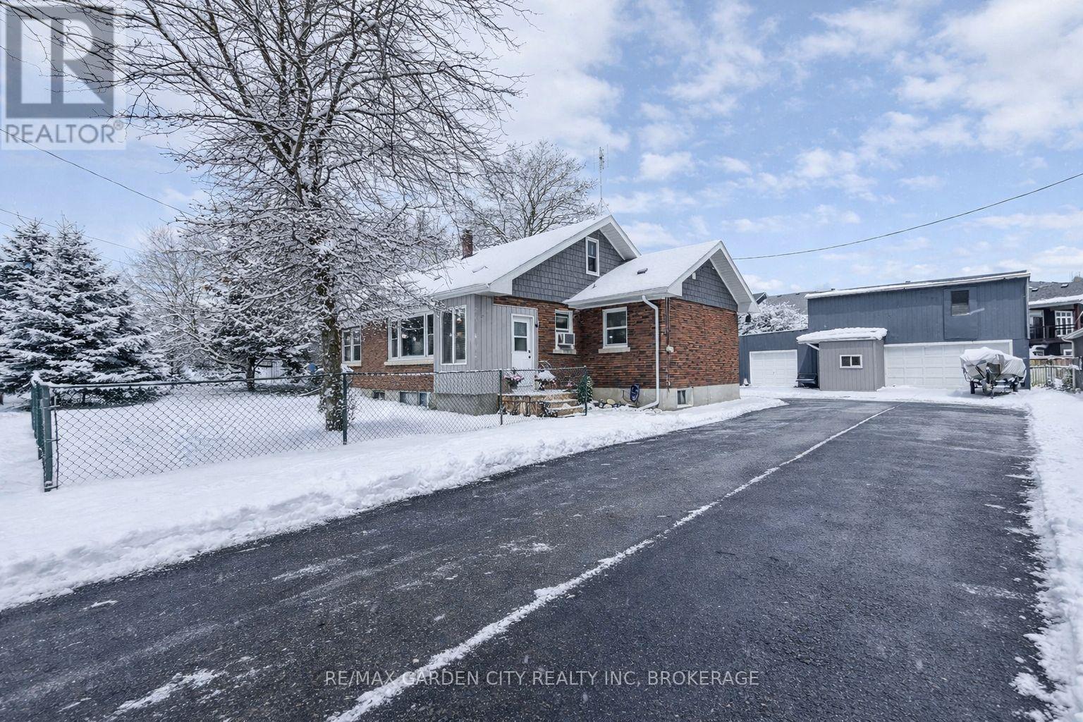 Detached at 222 RIDGEWAY ROAD, Fort Erie (Crystal Beach)