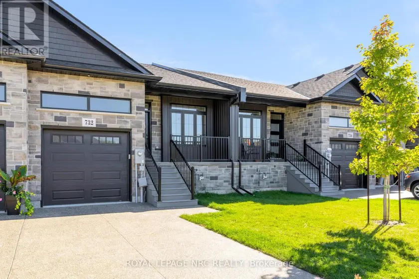 Townhouse at 732 CLARENCE STREET, Port Colborne