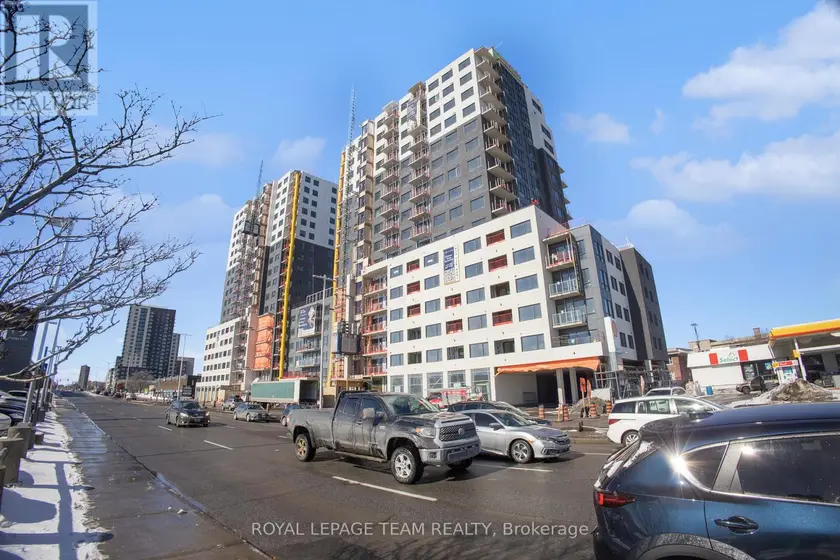Multiplex at A708 - 1655 CARLING AVENUE, Ottawa