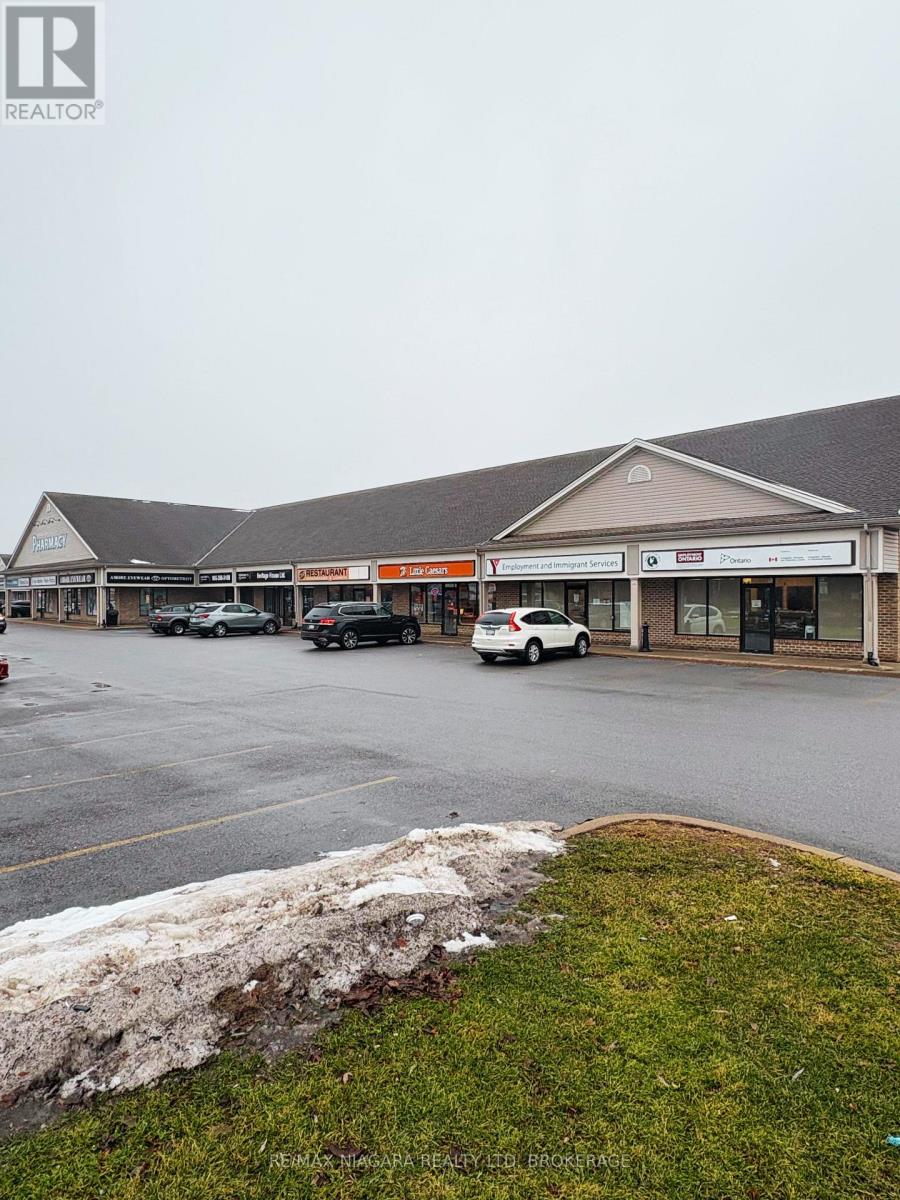 Other at 10&11 - 8123 LUNDY'S LANE, Niagara Falls (Ascot)