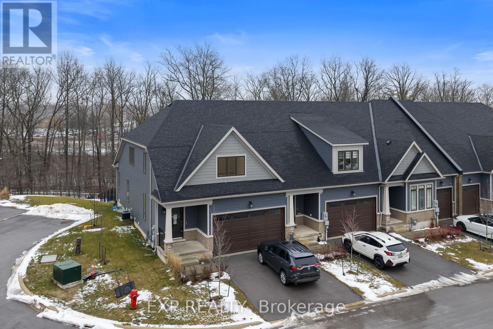 Townhouse at 38 - 4311 MANN STREET, Niagara Falls (Lyons Creek)