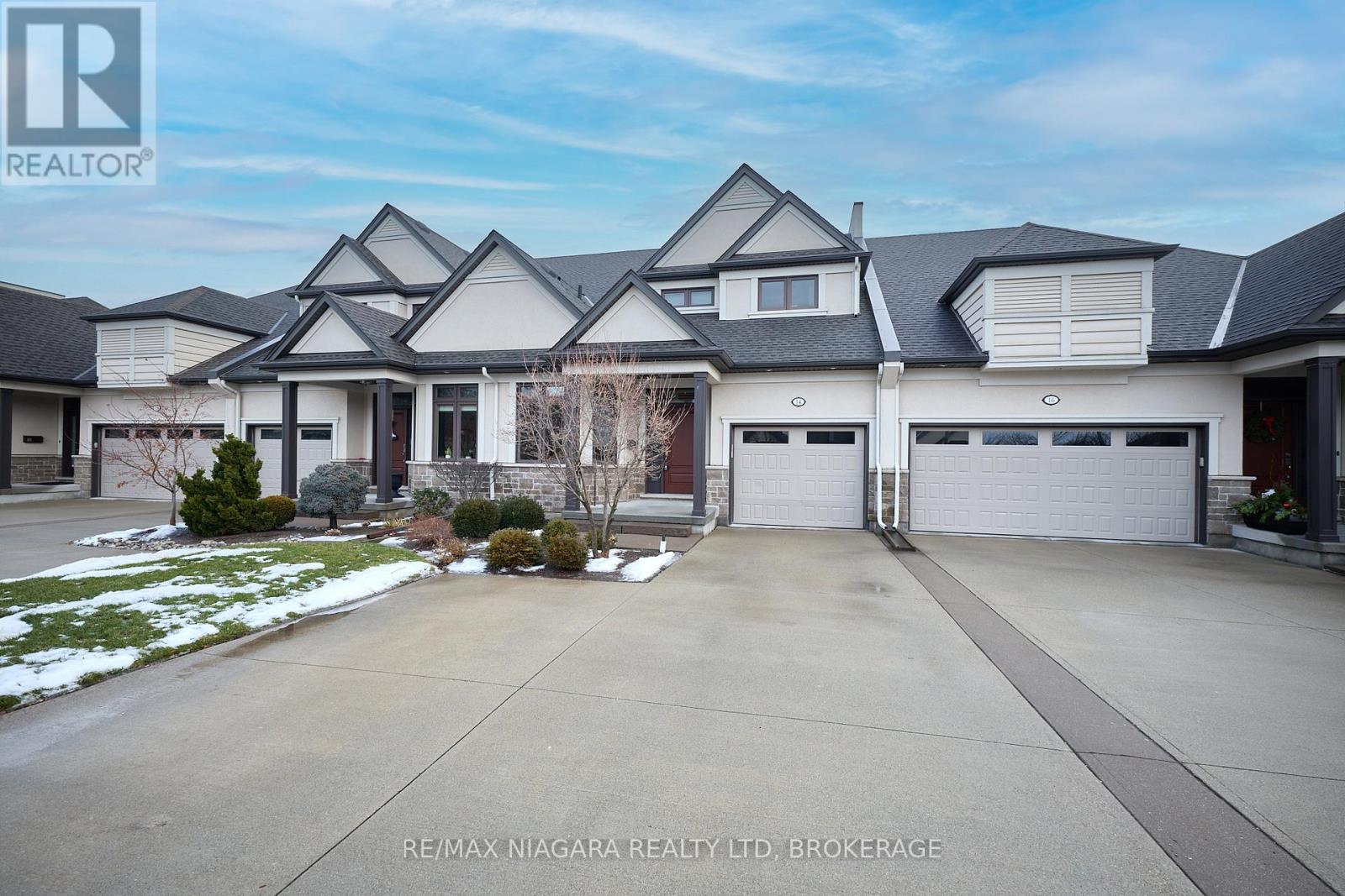 Townhouse at 7 - 14 EMERALD COMMON, St. Catharines (Lakeshore)