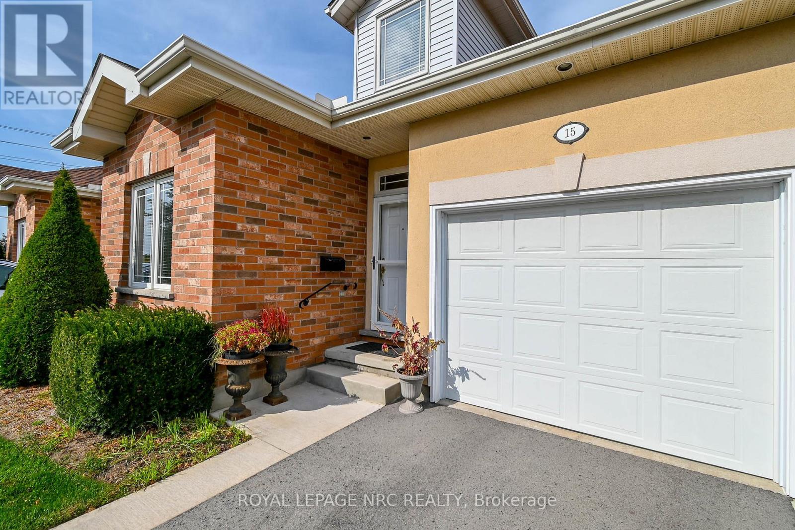 Townhouse at 15 - 4300 KALAR ROAD, Niagara Falls (Ascot)