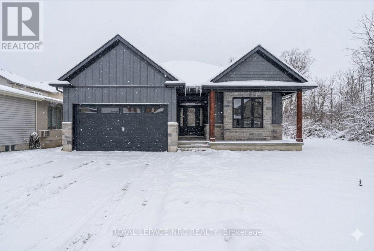 Detached at 207 FORKS ROAD, Welland (Dain City)