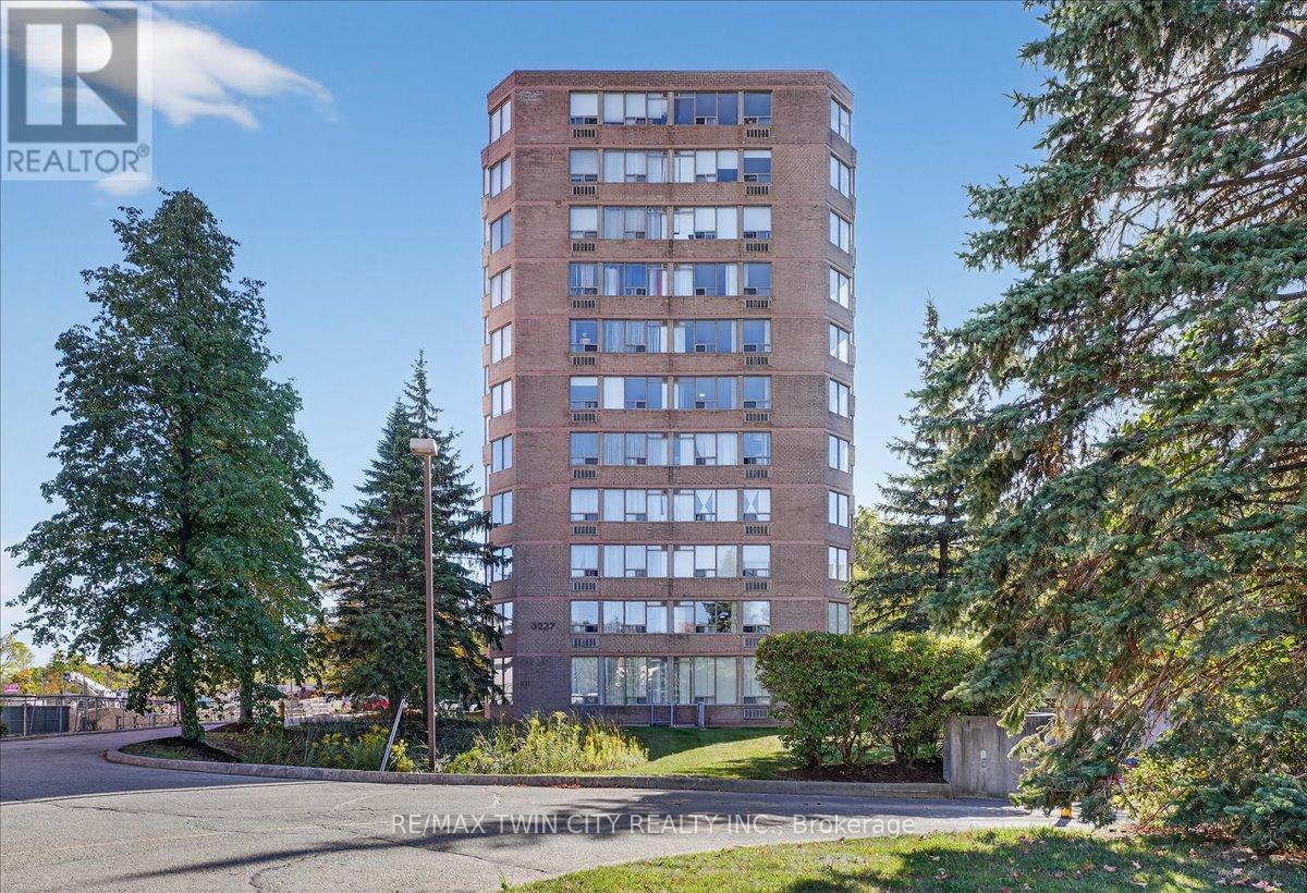 Apartment at 506 - 3227 KING STREET E, Kitchener