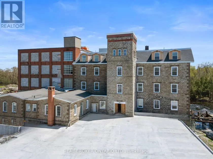 Multiplex at 115 - 150 MILL STREET, Carleton Place