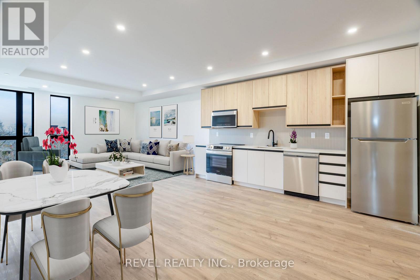 Multiplex at 301 - 4390 HILLVIEW DRIVE, Lincoln (Beamsville)
