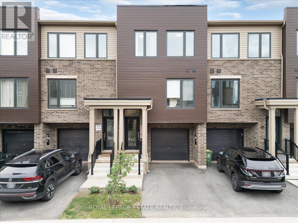 Townhouse at 39 RADISON LANE, Hamilton (McQuesten)