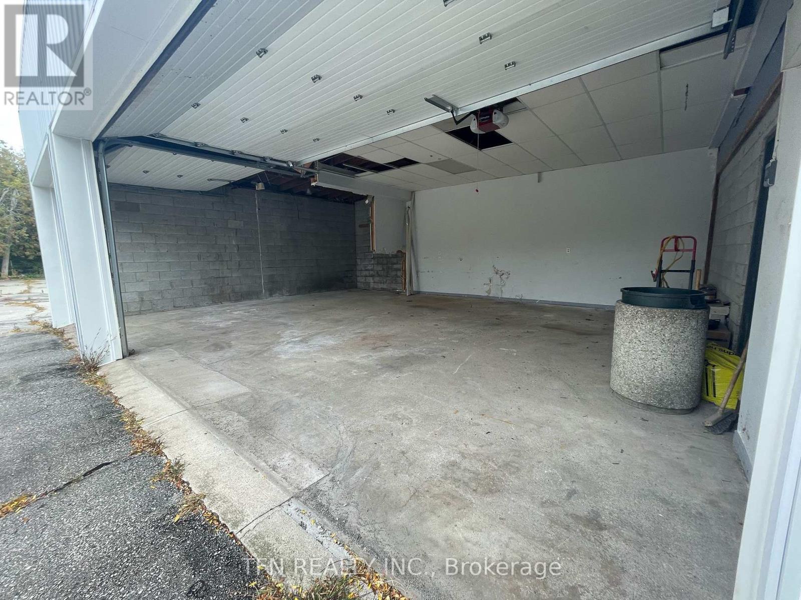 Multiplex at 135-137 QUEENSTON STREET, St. Catharines