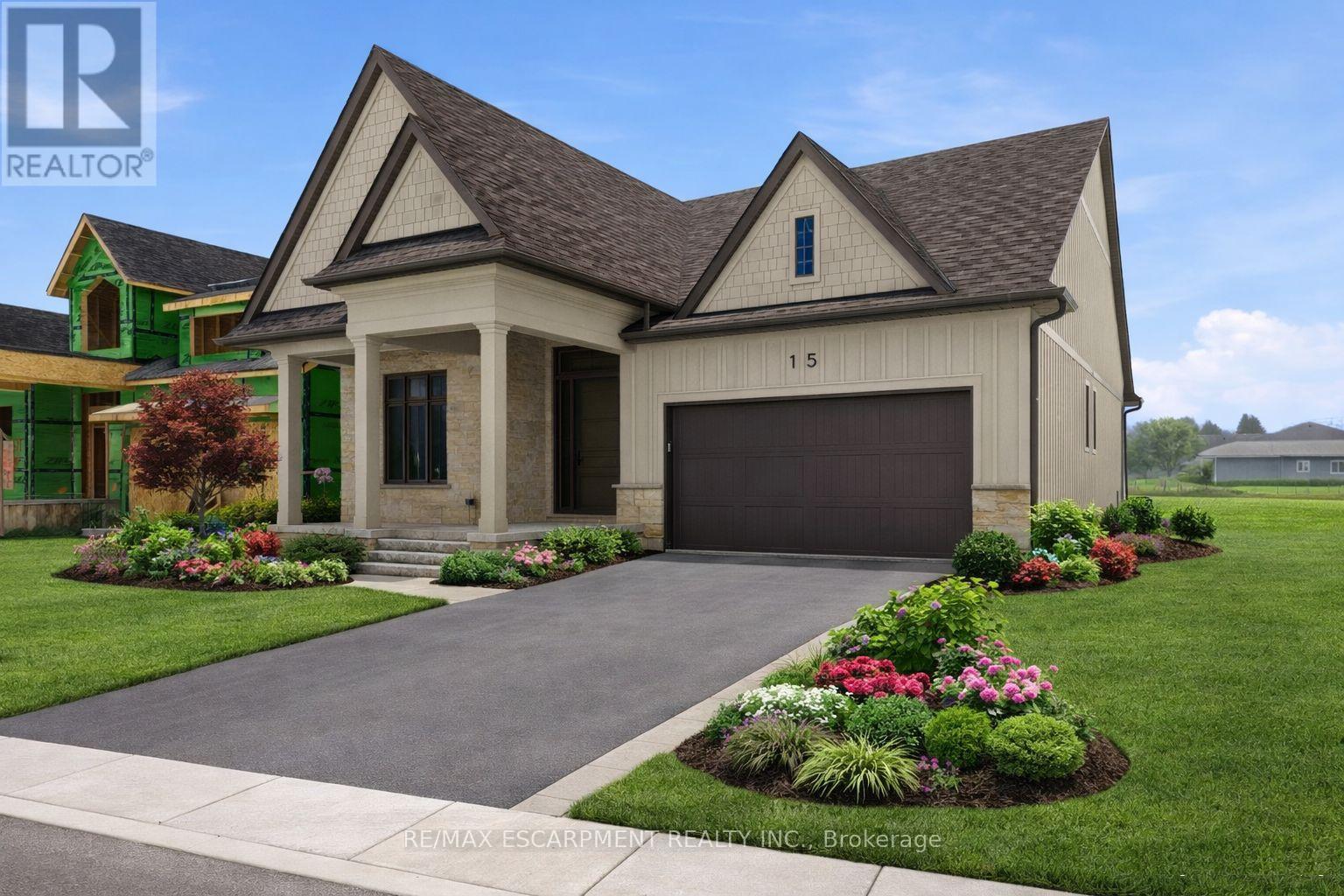 Detached at 15 OAKLEY DRIVE, Niagara-on-the-Lake (Virgil)