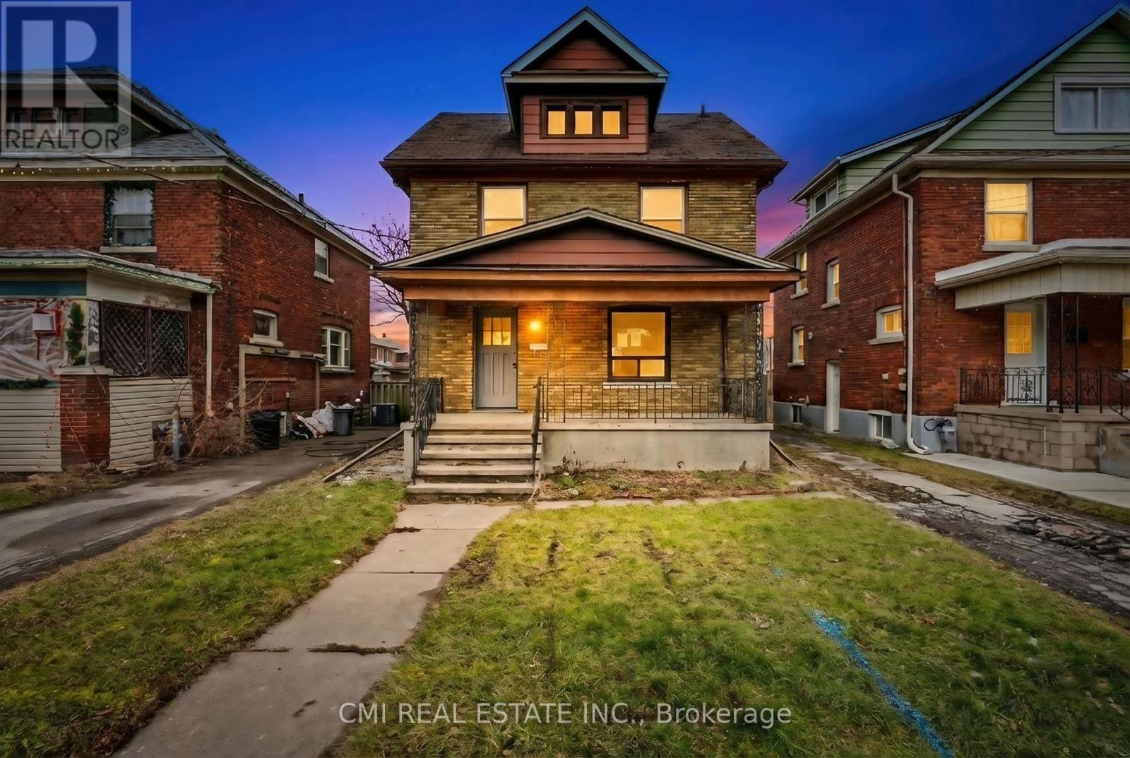 Detached at 4824 FOURTH AVENUE, Niagara Falls (Cherrywood)