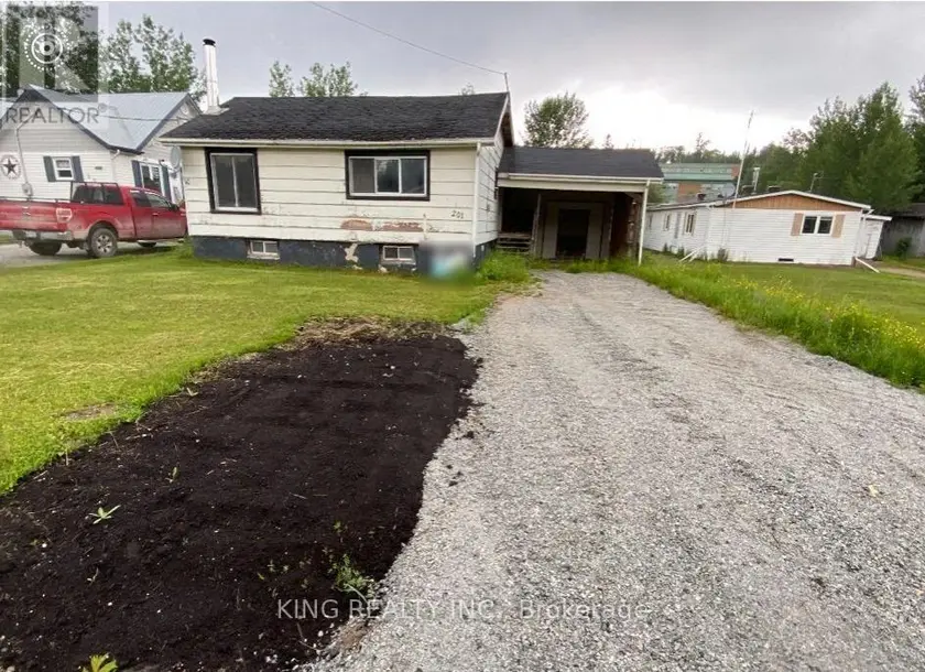 Detached at 201 THIRD AVENUE, Hornepayne