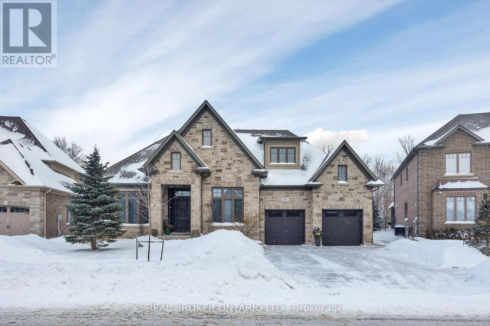 Detached at 44 PIONEER RIDGE DRIVE, Kitchener