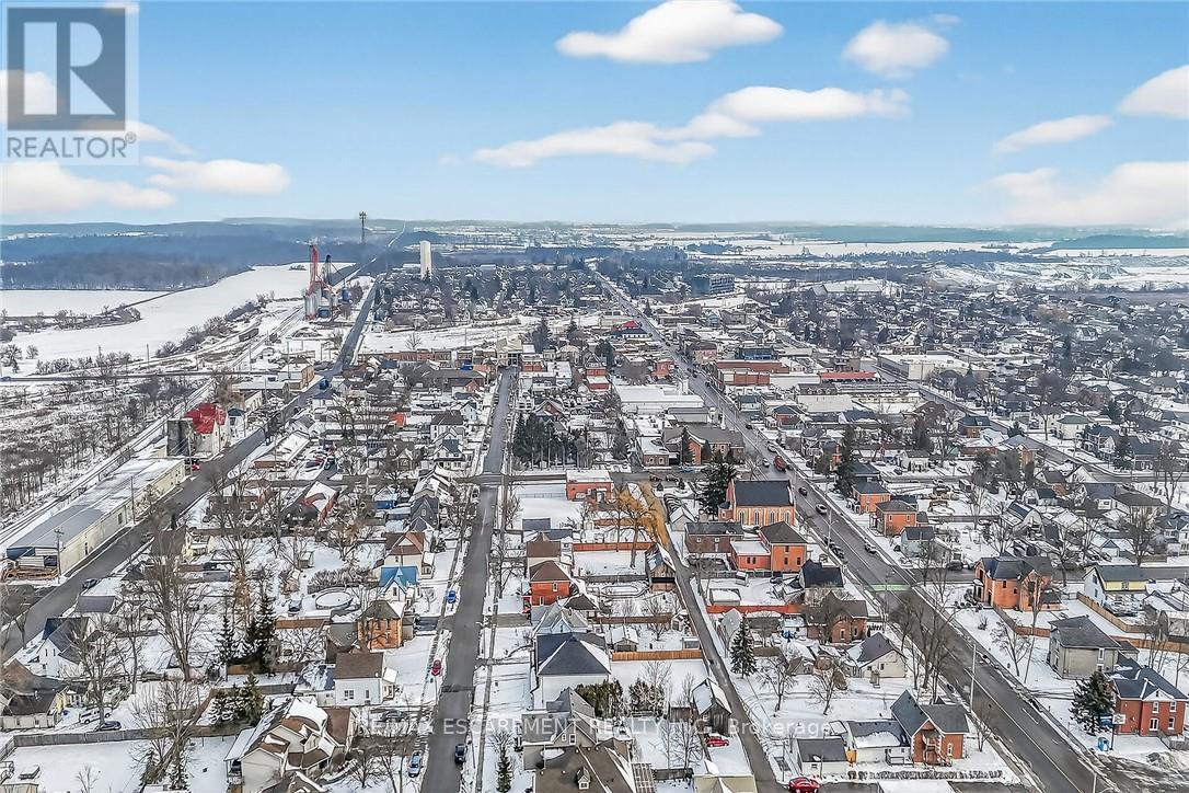 Semi-Detached/Link at 45 B HOWARD STREET, Haldimand