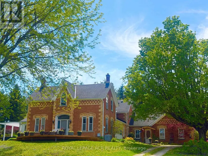 Detached at 6000 EIGHTH LINE, Erin