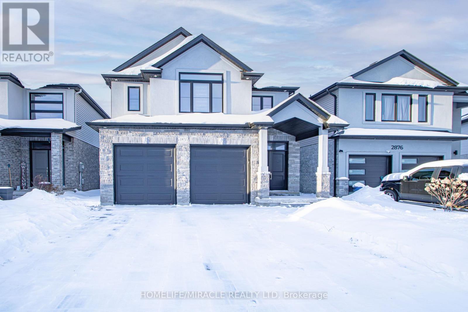 Detached at 2872 DOYLE DRIVE, London South (South U)