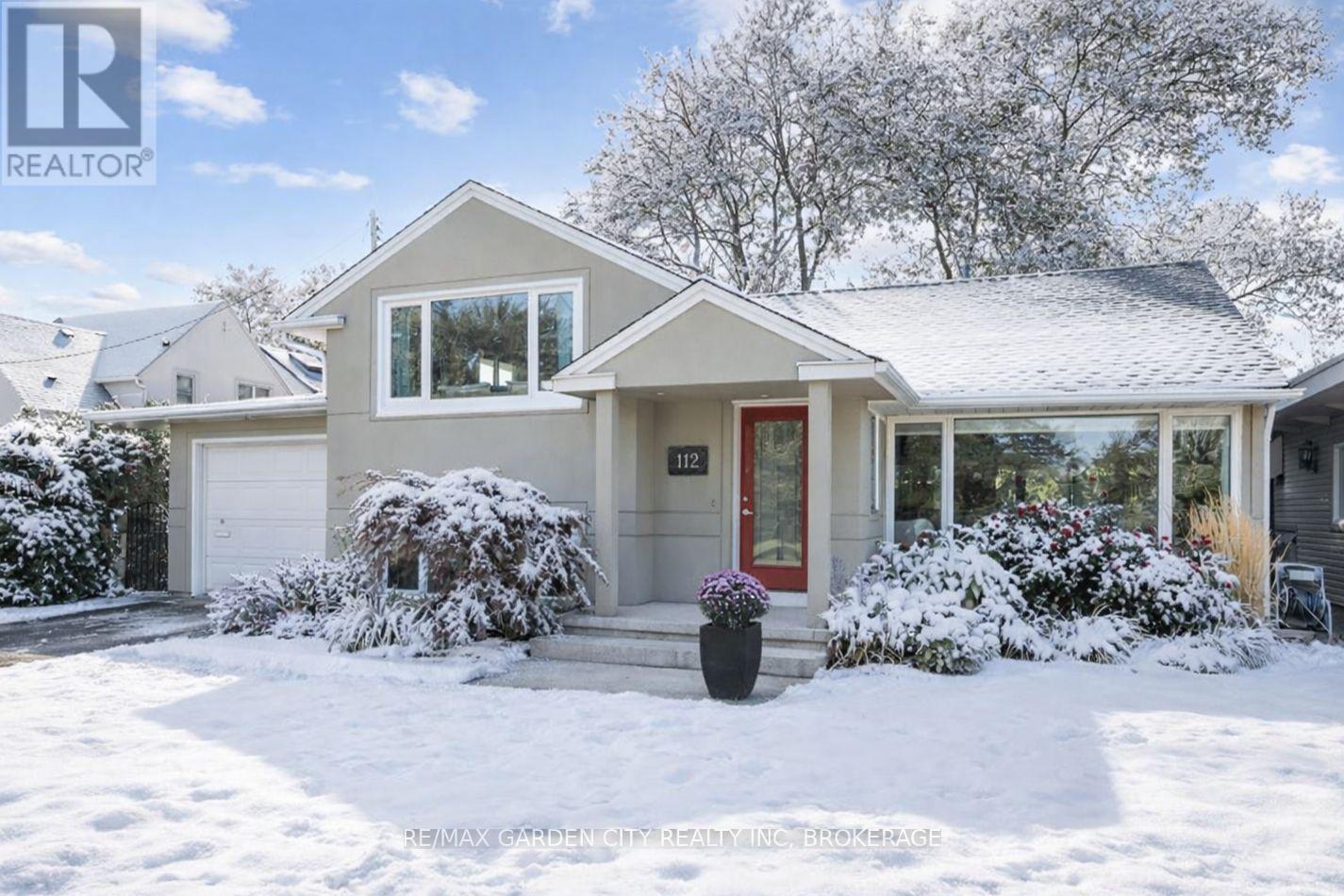 Detached at 112 RIVERDALE DRIVE, St. Catharines (Old Glenridge)