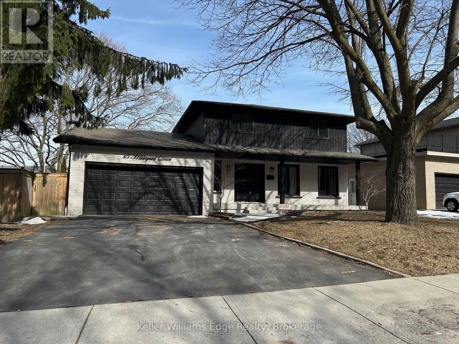 Detached at LOWER - 15 HILDEGARD DRIVE, Hamilton