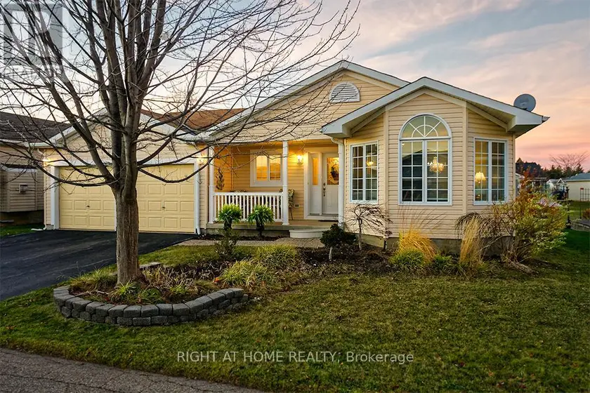 Detached at 156 GRACEHILL CRESCENT, Hamilton