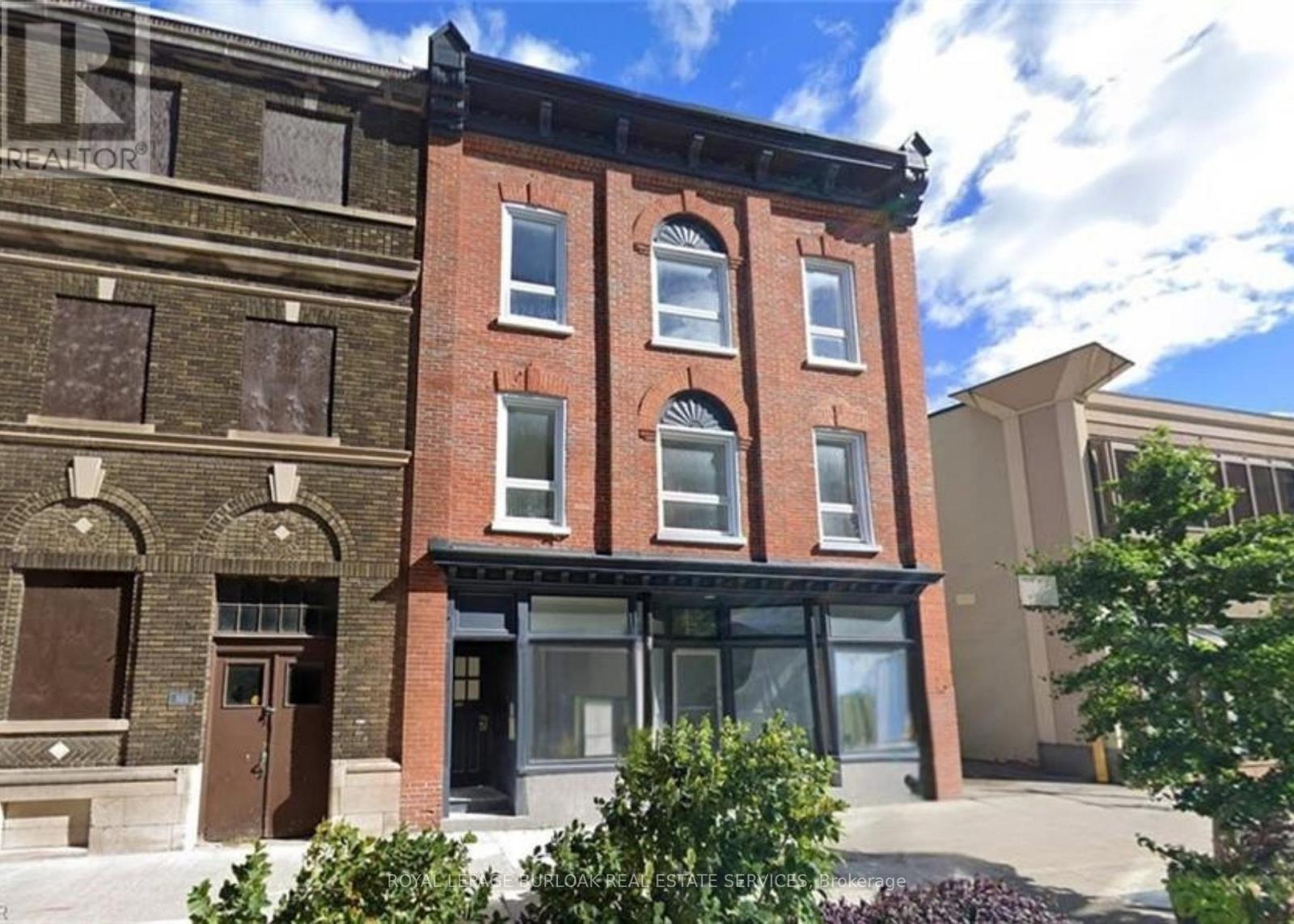 Multiplex at 363 FRONT STREET, Belleville (Belleville Ward)