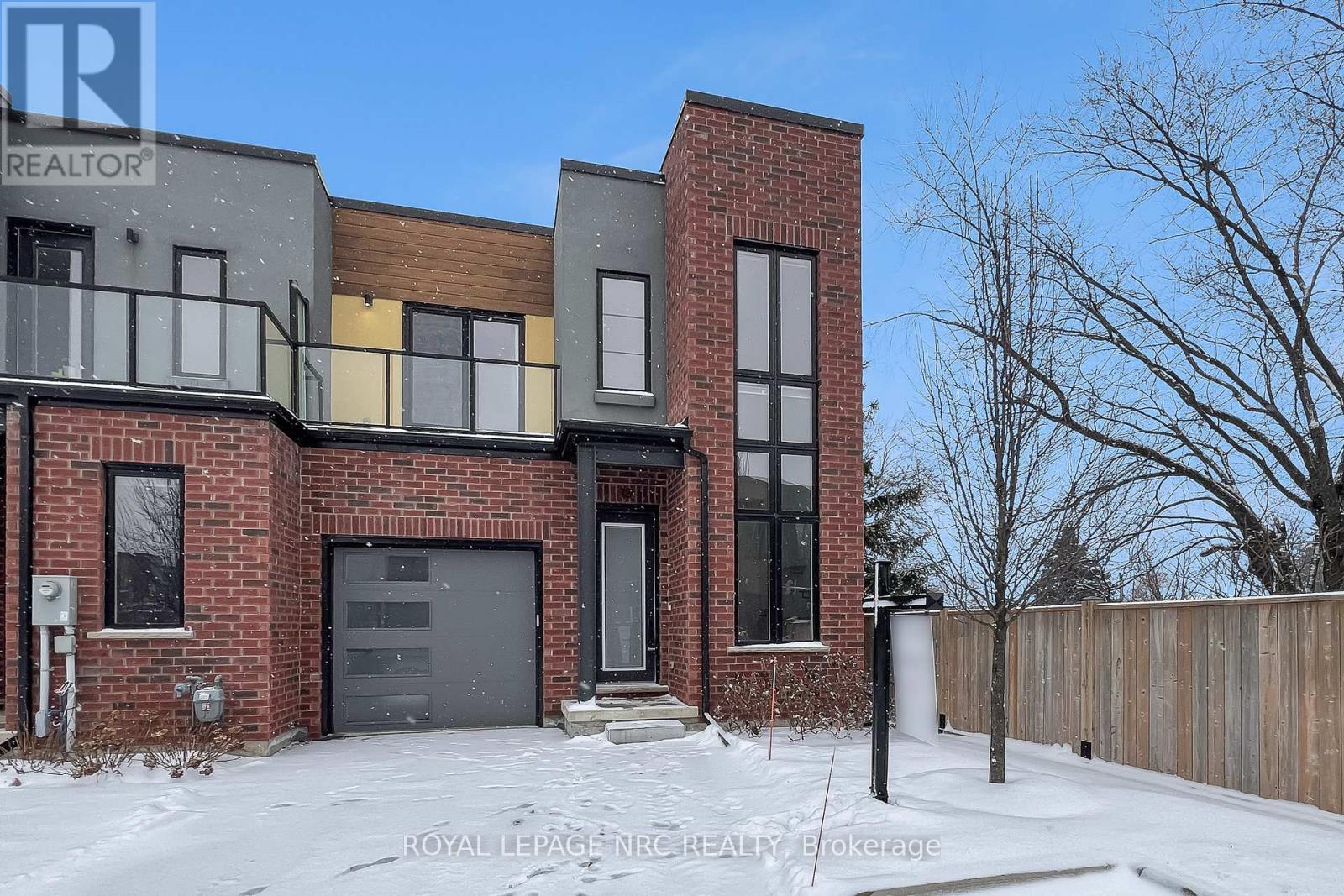 Townhouse at 13 - 1465 STATION STREET, Pelham (Fonthill)