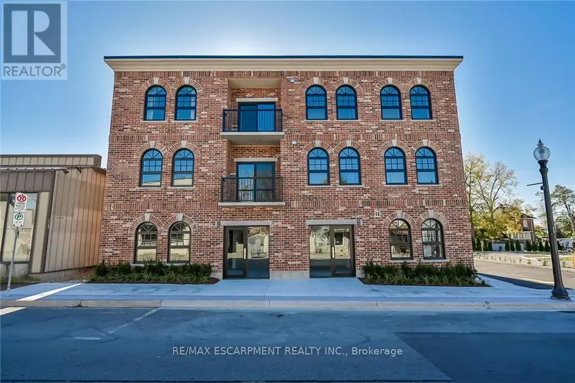 Apartment at 102 - 15 TALBOT STREET W, Haldimand