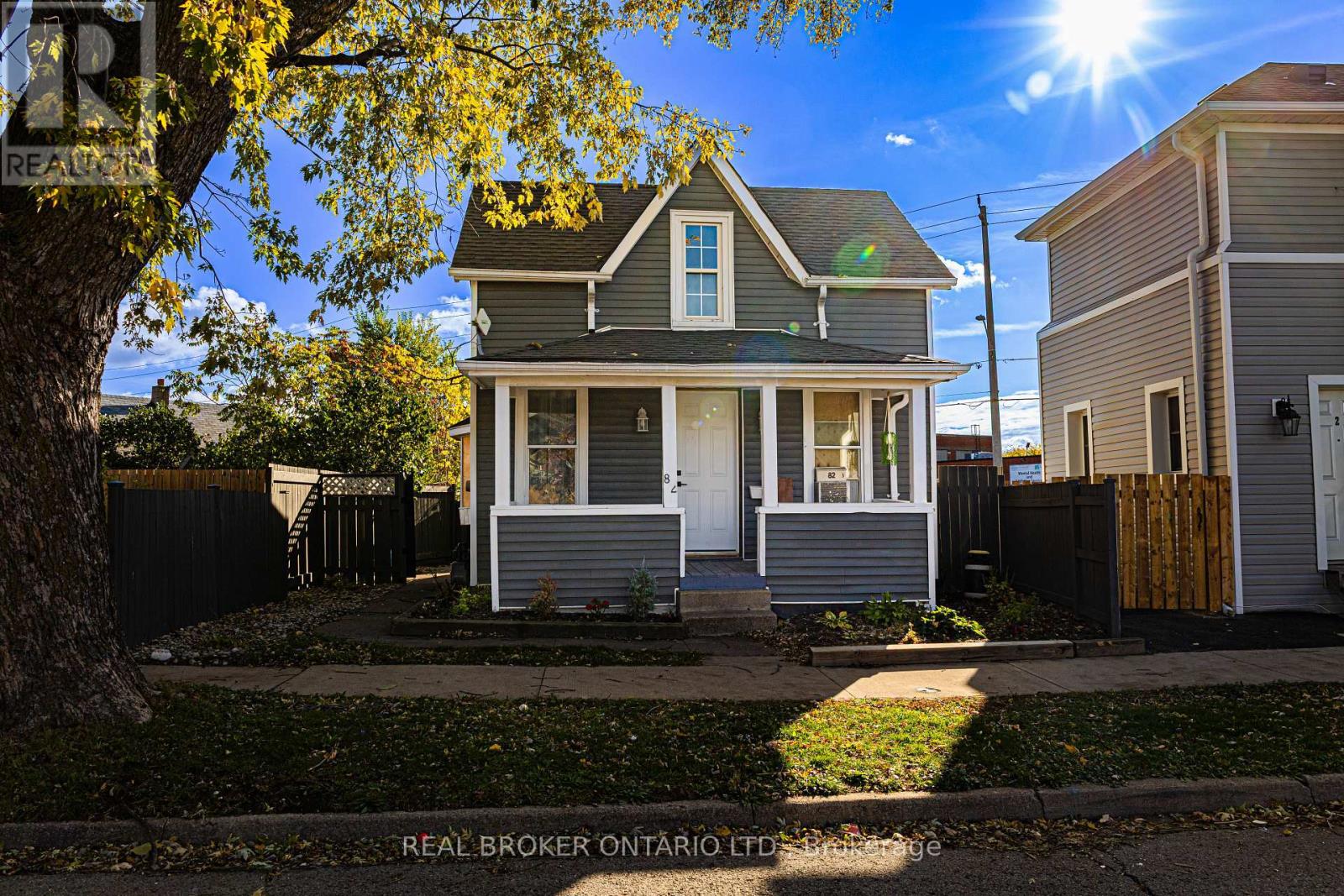 Detached at 82 PAGE STREET, St. Catharines (E. Chester)