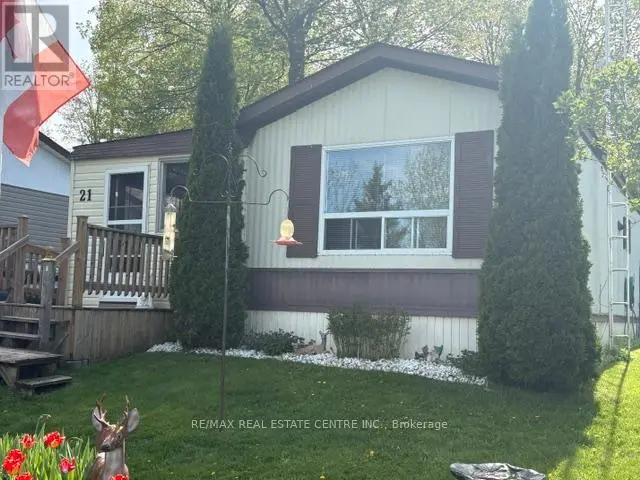 Detached at 21 MAPLE GROVE VILLAGE ROAD, Southgate