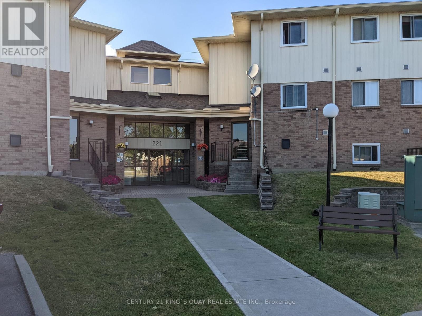 Apartment at 211A - 221 NORTH PARK STREET, Belleville (Belleville Ward)