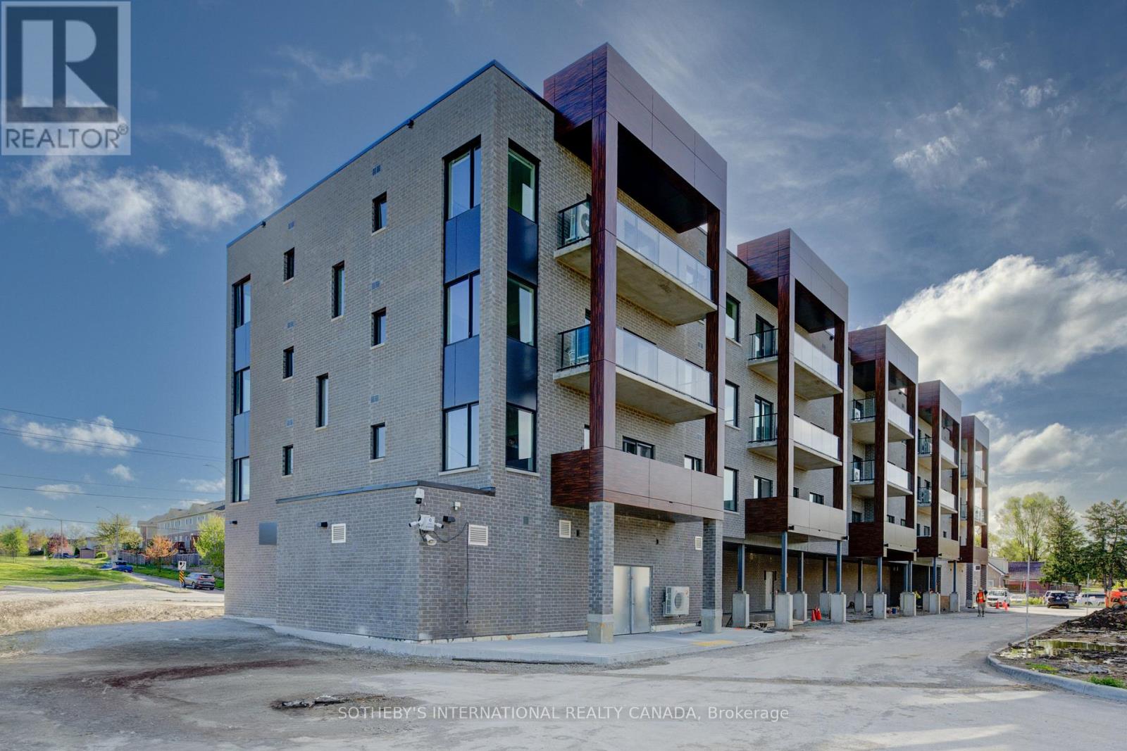 Apartment at 303 - 408 DUNDAS STREET S, Cambridge